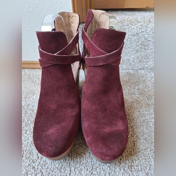 NWOT Free People Cedar Clogs Maroon Suede Buckle Closure Womens Size 8 - Picture 5 of 10